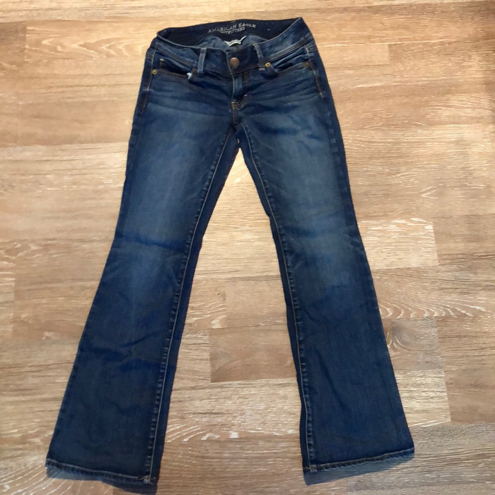 American eagle size 2 short jeans